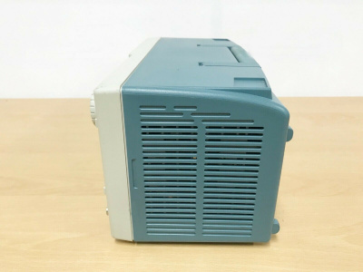 Универсальный генератор сигналов Tektronix AFG3252C